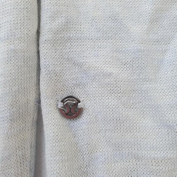 Lululemon Cashmere Hoodie Womens Large Light Blue Grey Knit Thumbholes V Neck - Picture 6 of 7